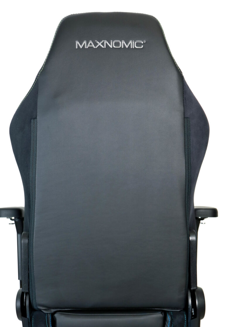 Backrest of the Maxnomic® QUADCEPTOR PRO Brilliant Blue as a preview for personal embroidery.