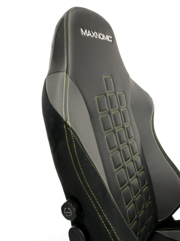 Backrest of the Maxnomic® QUADCEPTOR OFC Bumblebee Yellow with gray embroidered Maxnomic® logo.