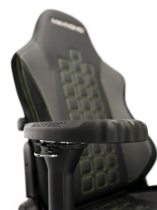 Armrest and backrest of the Maxnomic® QUADCEPTOR OFC Bumblebee Yellow.